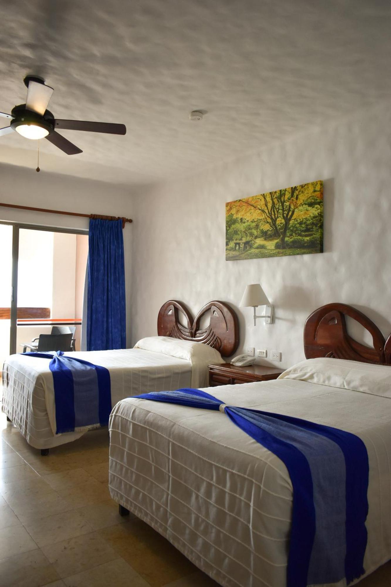 Hotel Quijote Inn Mazatlan Ngoại thất bức ảnh
